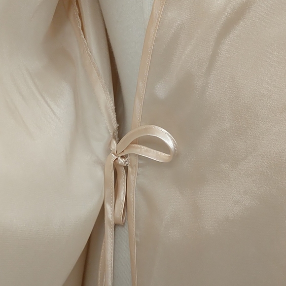 Satin Glamour Robe Blush Buttercream Hollywood Feminine Fem sz L/XL by Flora - Picture 6 of 12